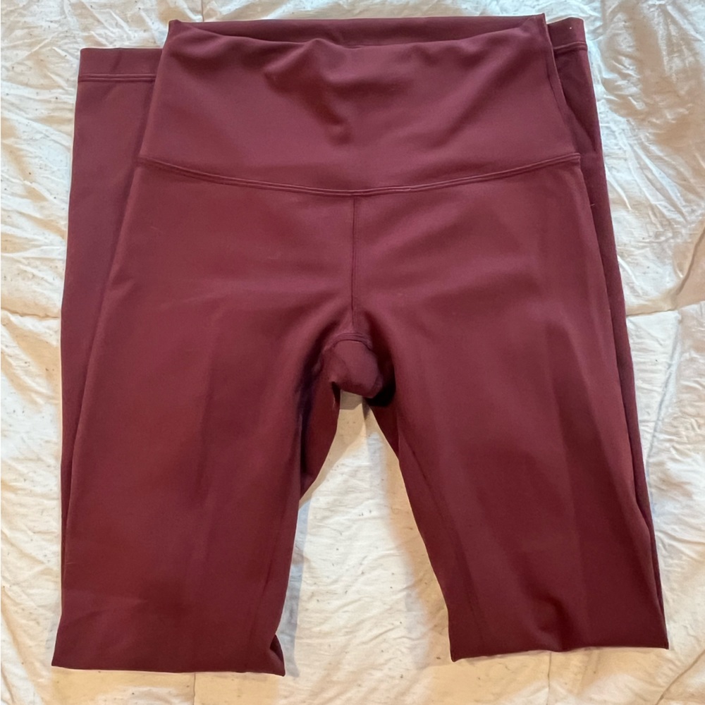 maroon lululemon wunder unders